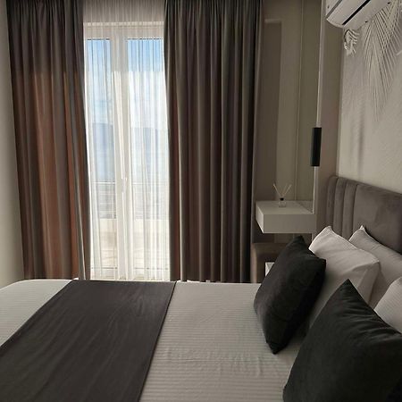 Sea View Apartment Luxury Vlore Exterior photo