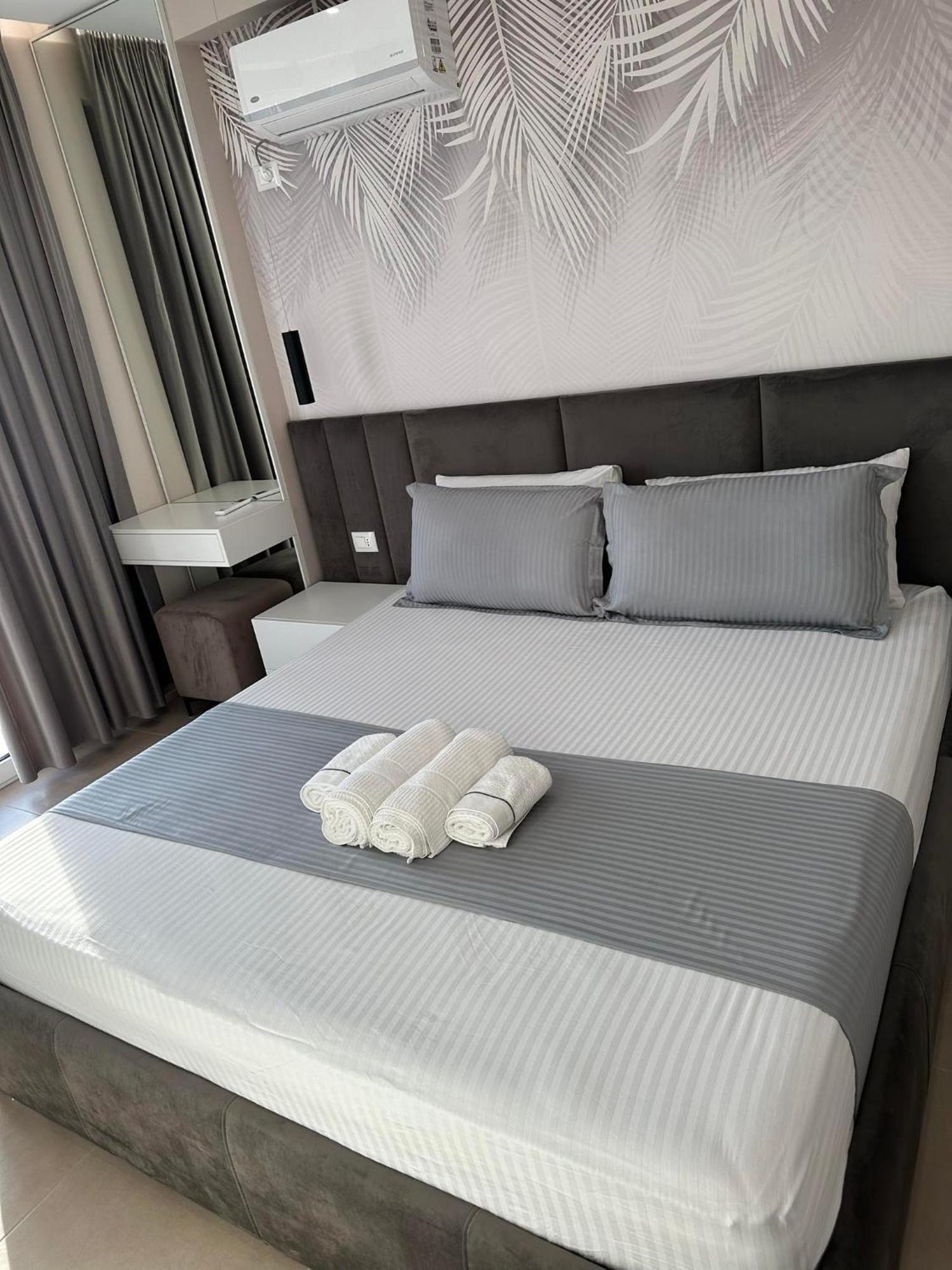 Sea View Apartment Luxury Vlore Exterior photo