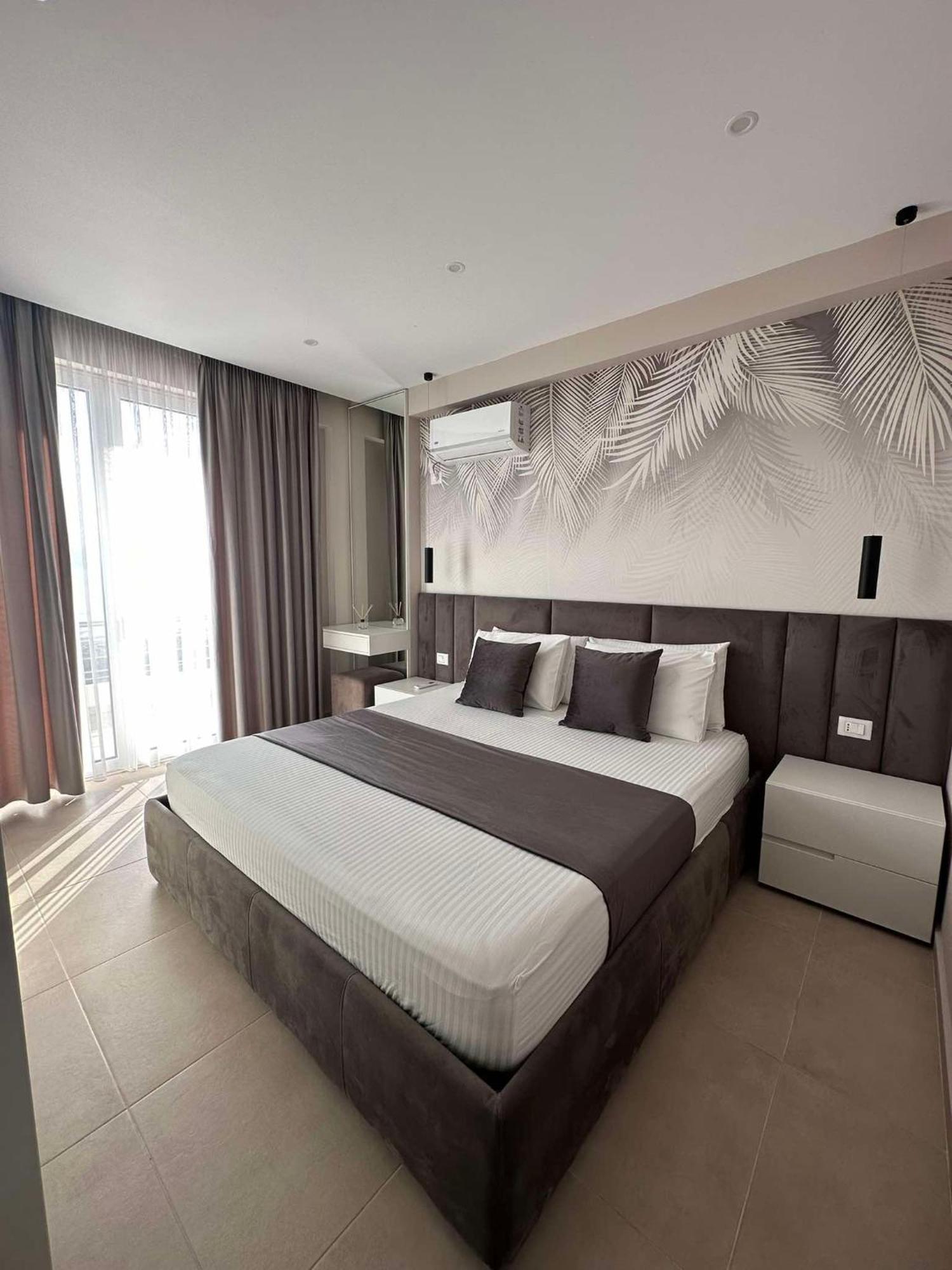 Sea View Apartment Luxury Vlore Exterior photo